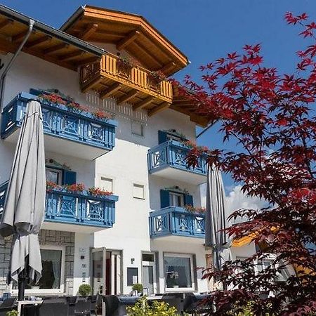 Hotel Milano Tione di Trento Exteriér fotografie